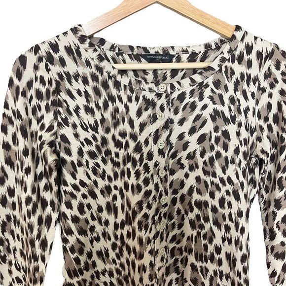 Banana Republic Womens Sz Small Henley Bodysuit Leopard Animal Print Long Sleeve - Picture 3 of 10